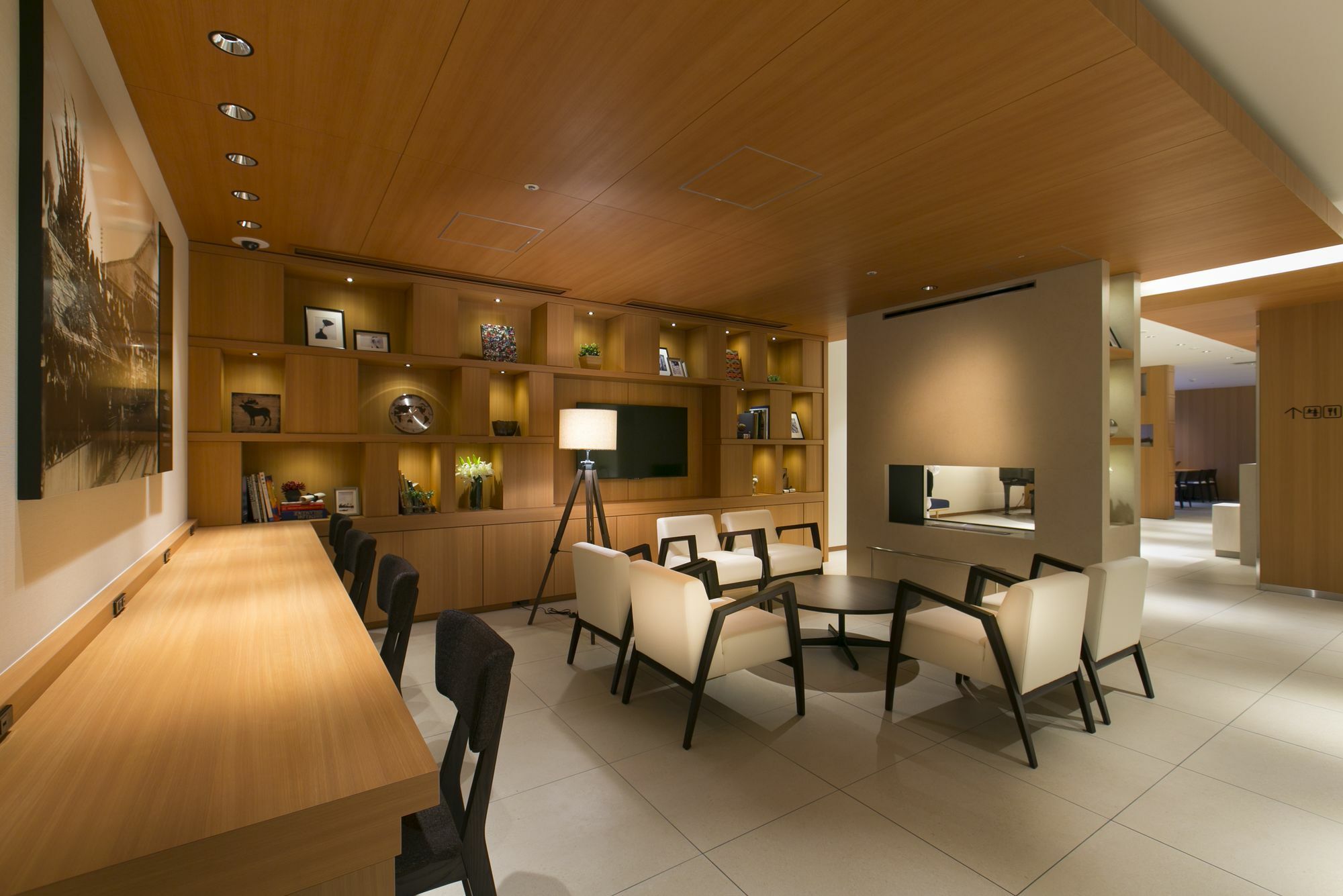 First Cabin Hanshin Nishiumeda Ōsaka Extérieur photo